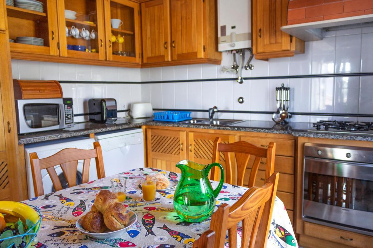Apartamento Varandas Da Tia Guida Nazaré Exterior foto