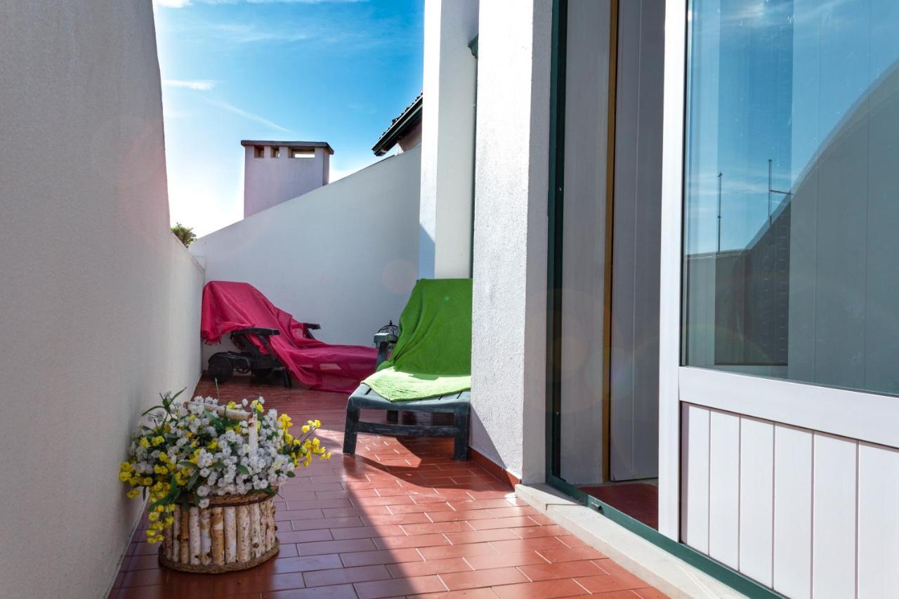 Apartamento Varandas Da Tia Guida Nazaré Exterior foto