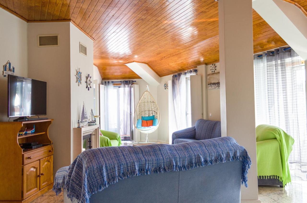 Apartamento Varandas Da Tia Guida Nazaré Exterior foto